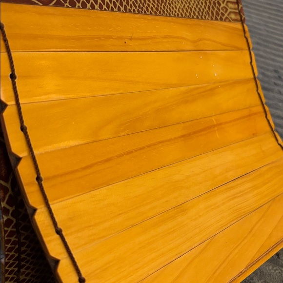 Wooden Purse (tall) - Picture 6 of 9